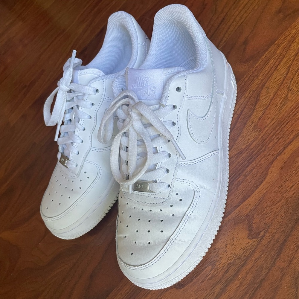 Women’s Nike Air Force 1 ‘07